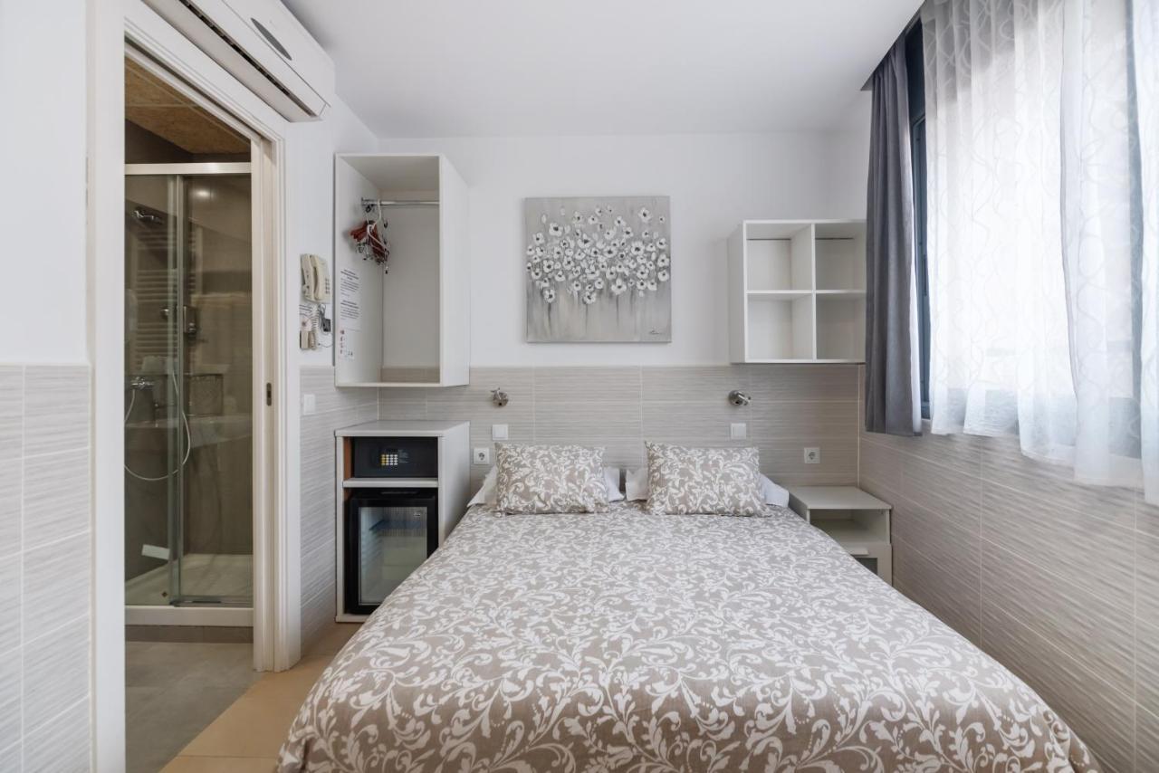 Hostal House Barselona Dış mekan fotoğraf