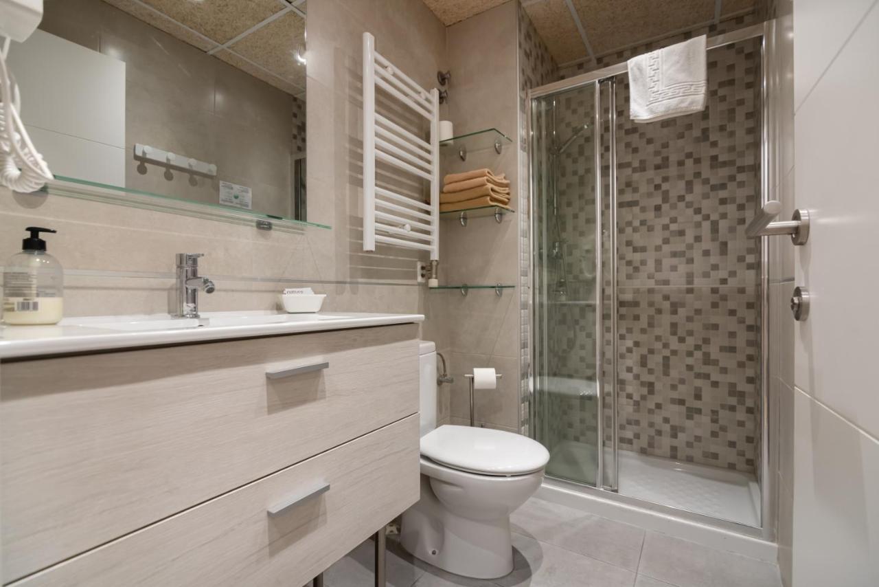Hostal House Barselona Dış mekan fotoğraf