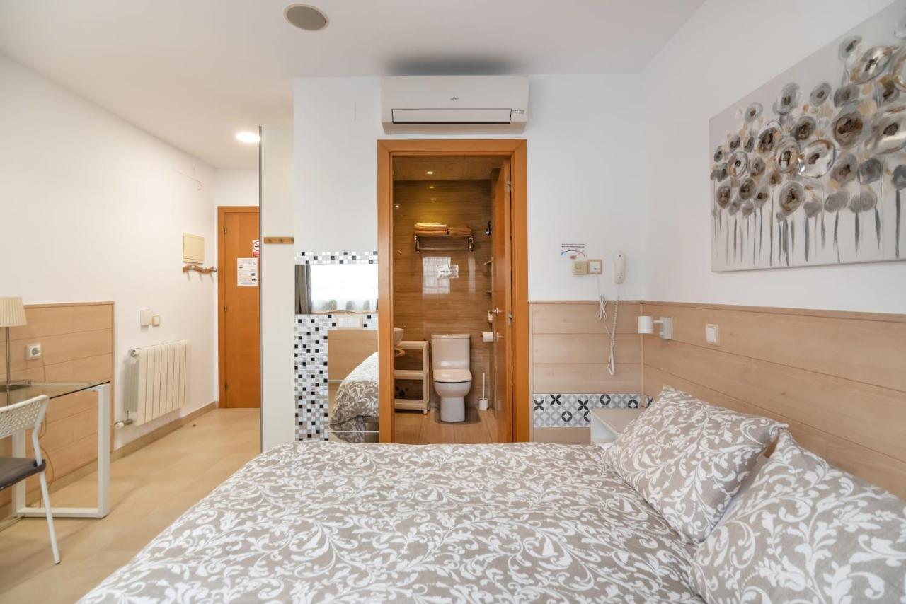 Hostal House Barselona Dış mekan fotoğraf