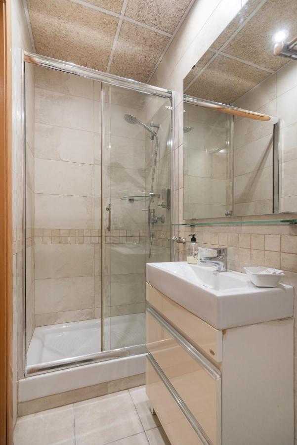 Hostal House Barselona Dış mekan fotoğraf