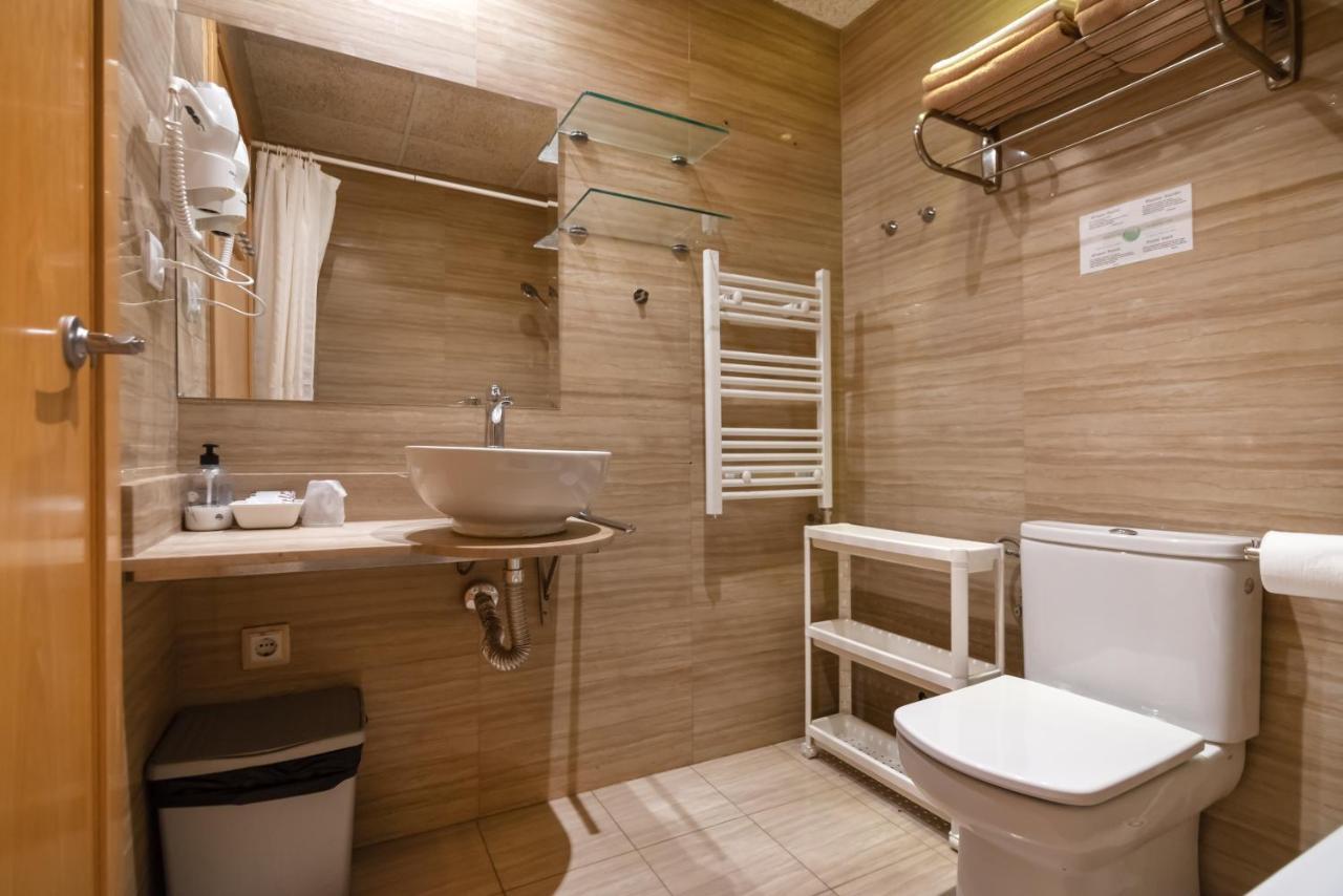 Hostal House Barselona Dış mekan fotoğraf