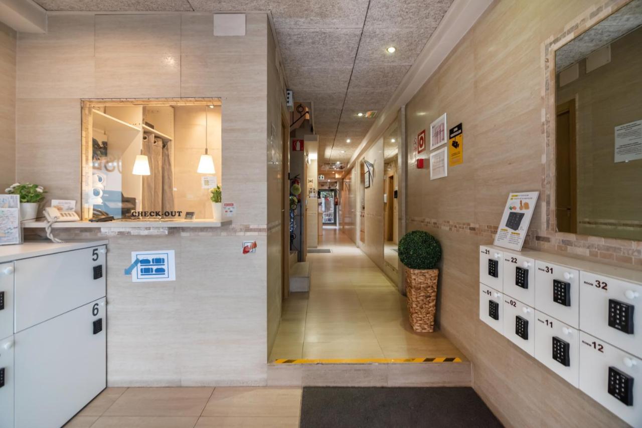 Hostal House Barselona Dış mekan fotoğraf