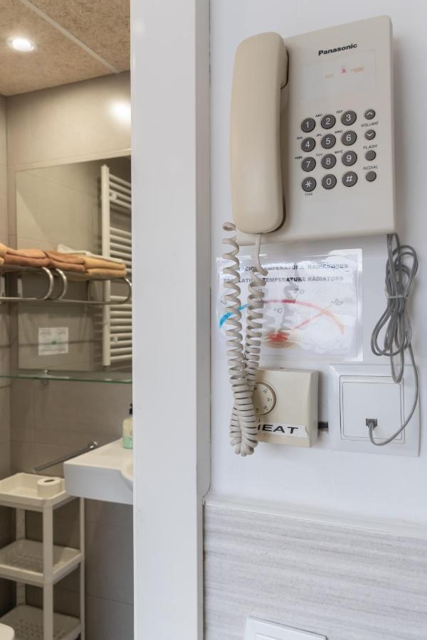 Hostal House Barselona Dış mekan fotoğraf