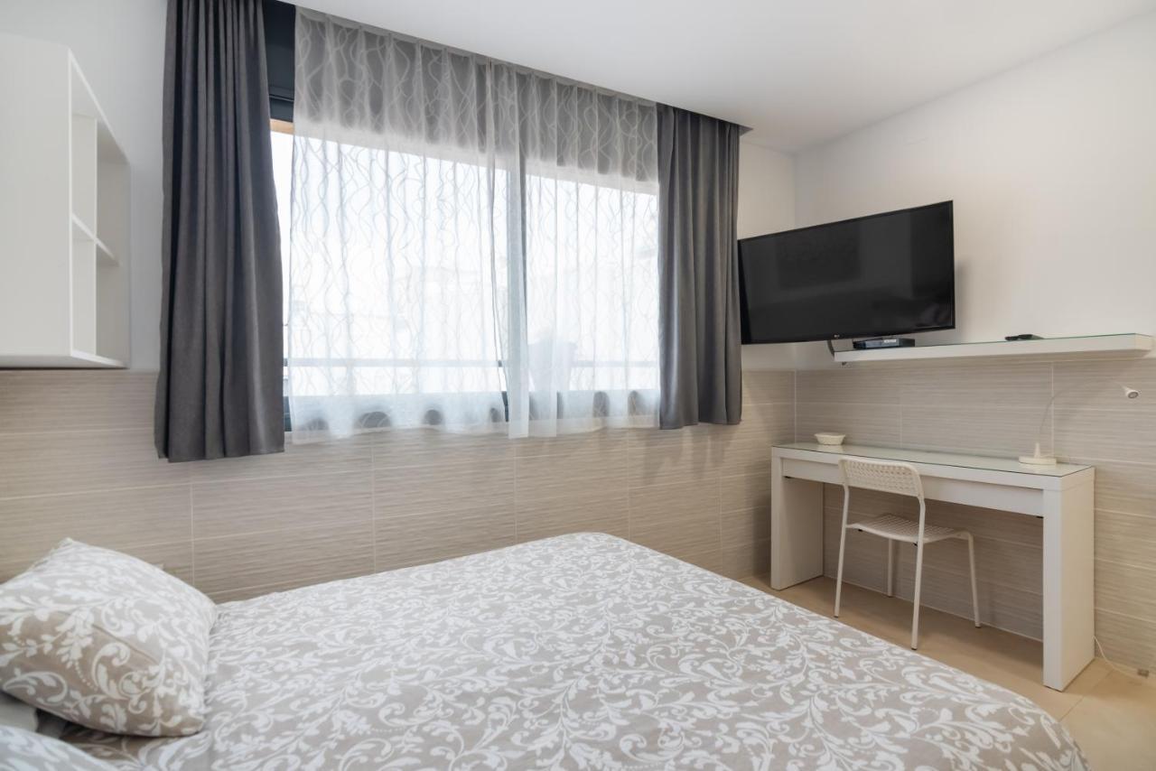 Hostal House Barselona Dış mekan fotoğraf